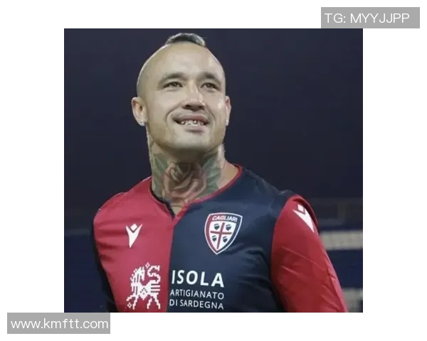 纹身足球明星的独特魅力与个性展现让人惊艳的面孔与球场风采 纹身足球明星的独特魅力与个性展现让人惊艳的面孔与球场风采