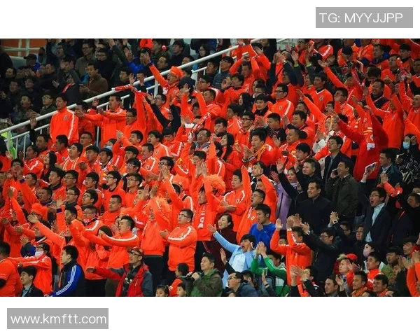 最新足球明星闪耀成都球场引发球迷热潮盛况空前